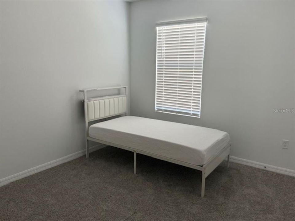 В аренду: $3,000 (5 спален, 3 ванн, 2605 Квадратных фут)