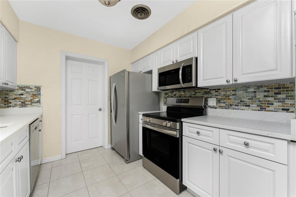 For Sale: $720,000 (3 beds, 2 baths, 1856 Square Feet)