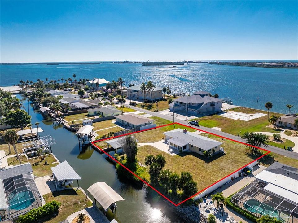 For Sale: $720,000 (3 beds, 2 baths, 1856 Square Feet)