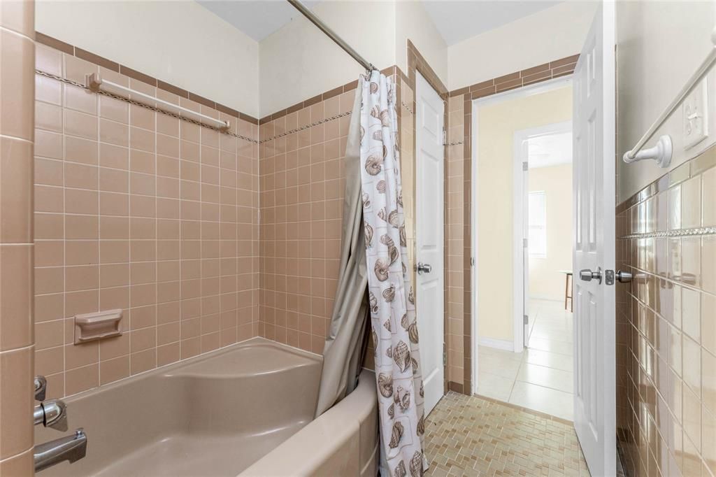 For Sale: $720,000 (3 beds, 2 baths, 1856 Square Feet)