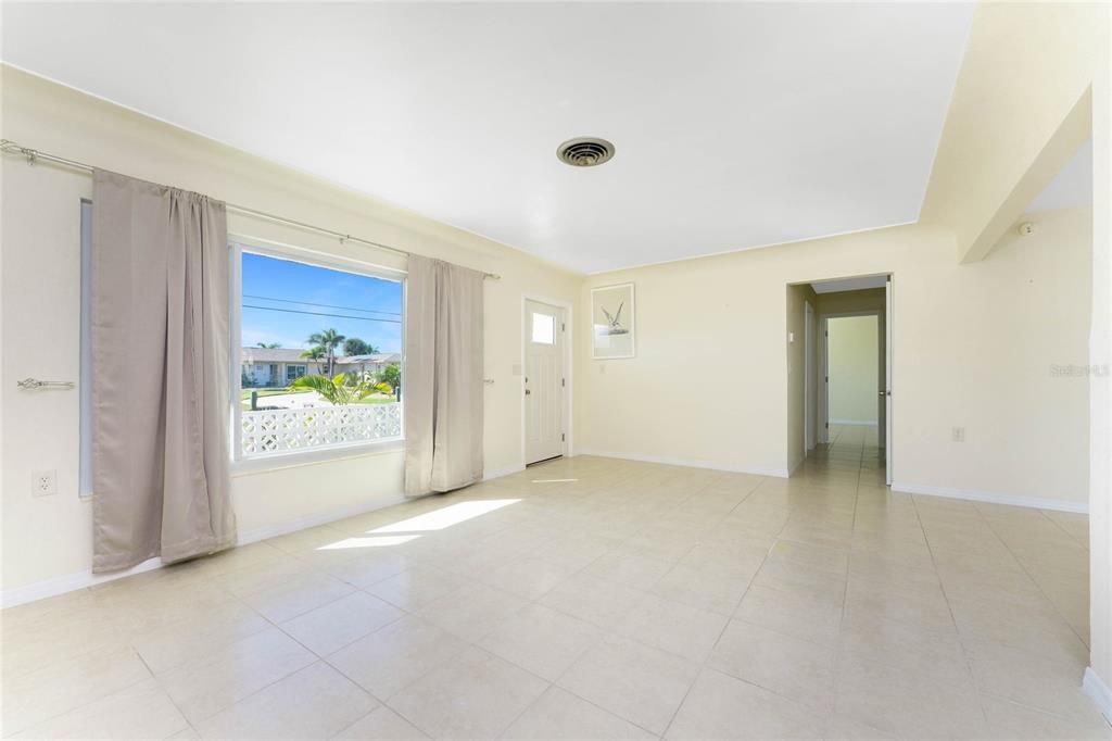 For Sale: $720,000 (3 beds, 2 baths, 1856 Square Feet)