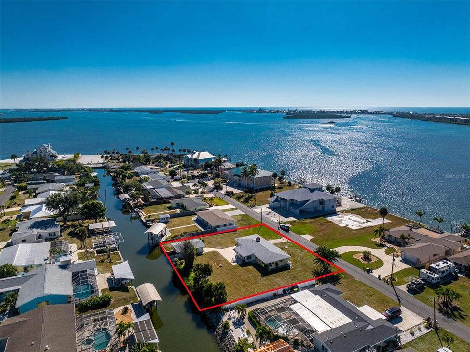 For Sale: $720,000 (3 beds, 2 baths, 1856 Square Feet)