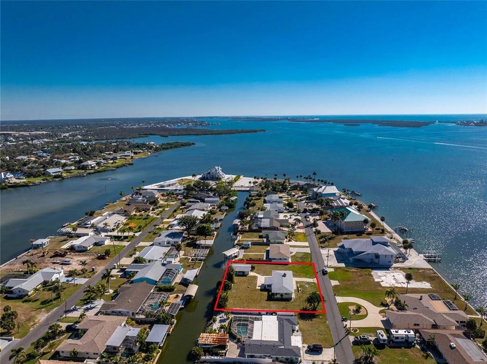 For Sale: $720,000 (3 beds, 2 baths, 1856 Square Feet)