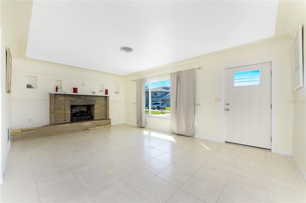 For Sale: $720,000 (3 beds, 2 baths, 1856 Square Feet)