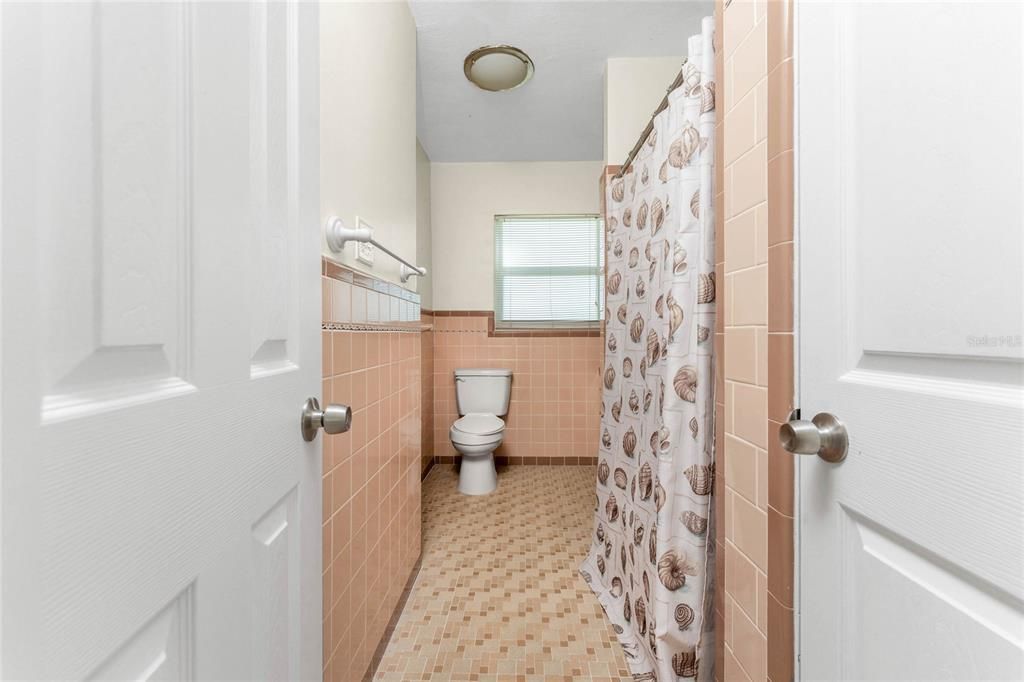 For Sale: $720,000 (3 beds, 2 baths, 1856 Square Feet)