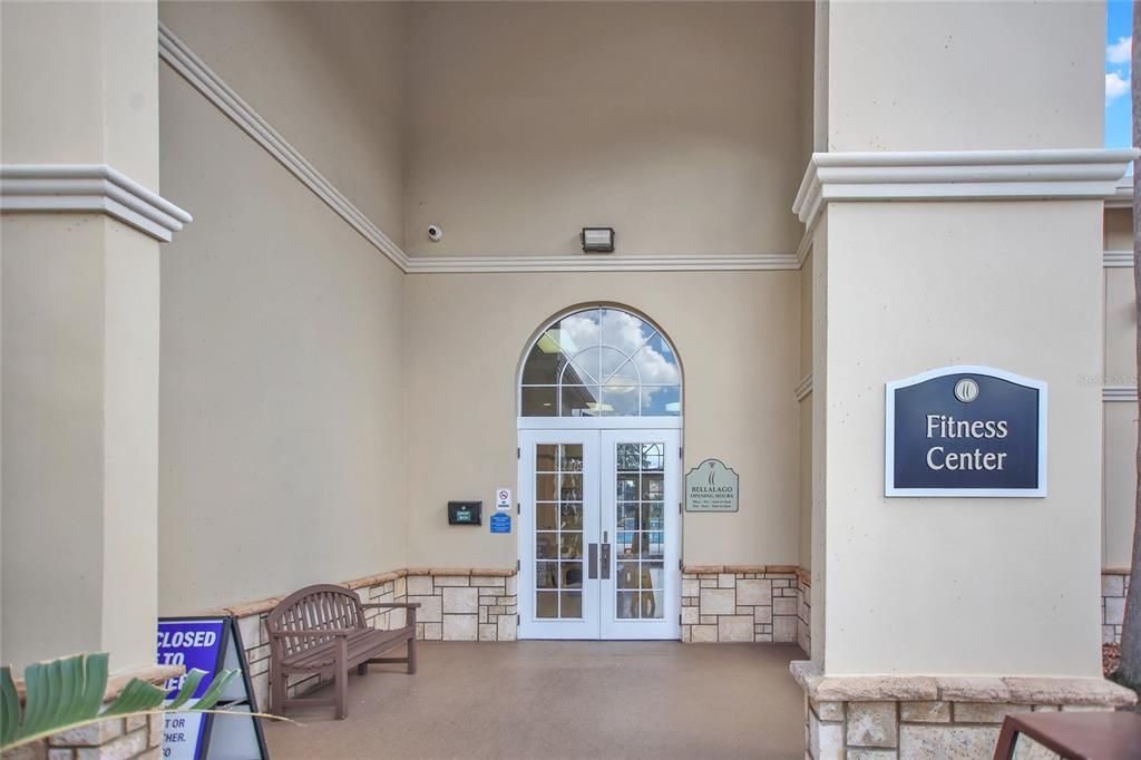 For Rent: $2,400 (3 beds, 2 baths, 1687 Square Feet)