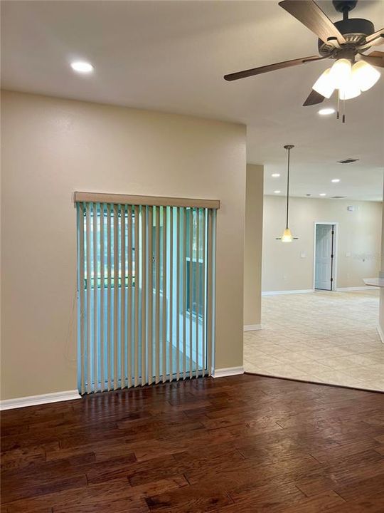 For Rent: $2,400 (3 beds, 2 baths, 1687 Square Feet)