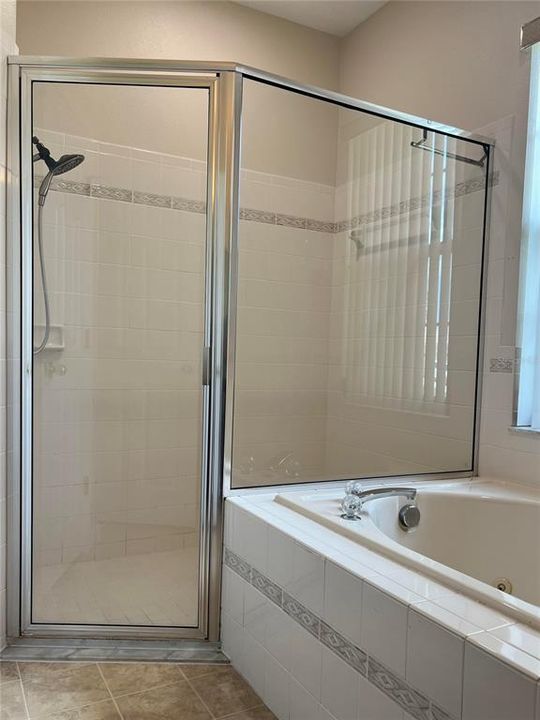 For Rent: $2,400 (3 beds, 2 baths, 1687 Square Feet)