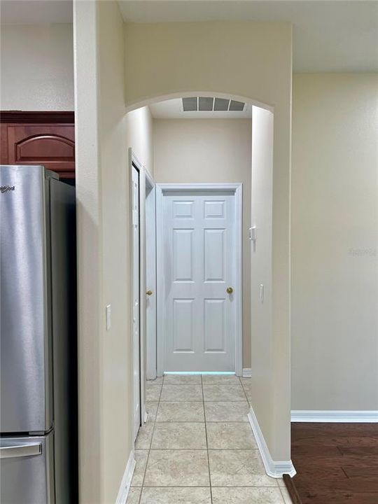 For Rent: $2,400 (3 beds, 2 baths, 1687 Square Feet)