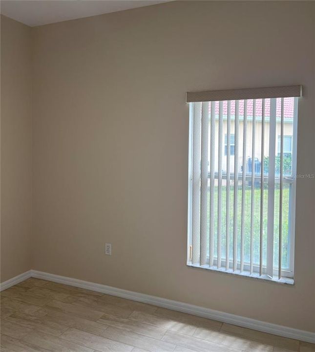 For Rent: $2,400 (3 beds, 2 baths, 1687 Square Feet)