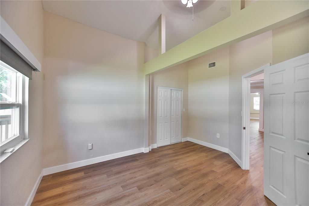 В аренду: $2,100 (3 спален, 2 ванн, 1127 Квадратных фут)