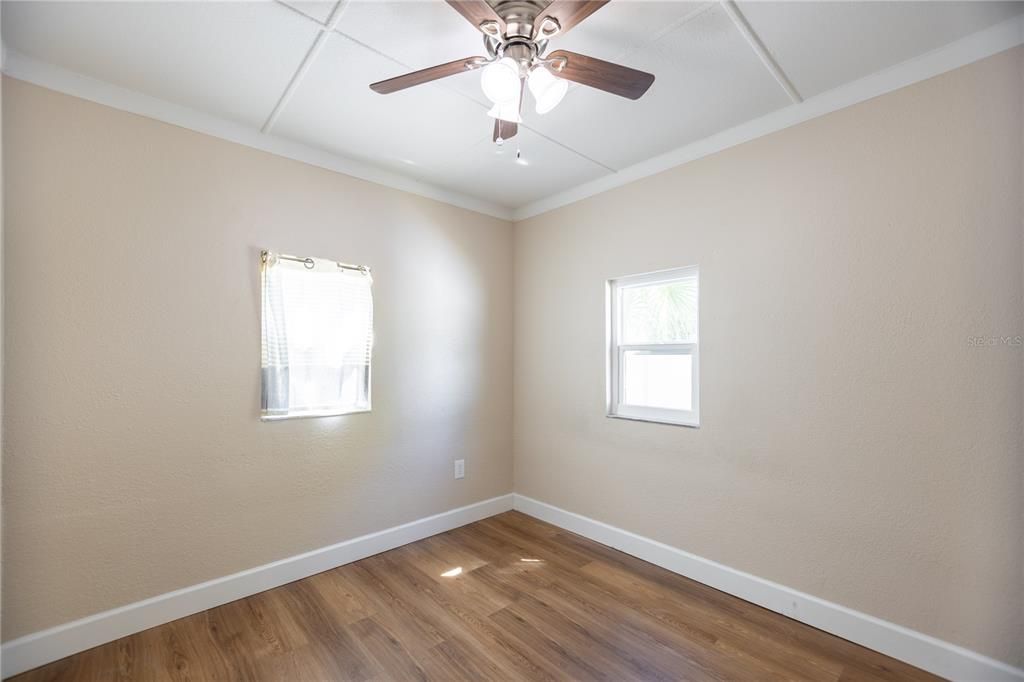 В аренду: $2,100 (3 спален, 2 ванн, 1127 Квадратных фут)