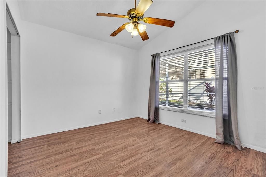 En Venta: $399,999 (4 camas, 2 baños, 1679 Pies cuadrados)