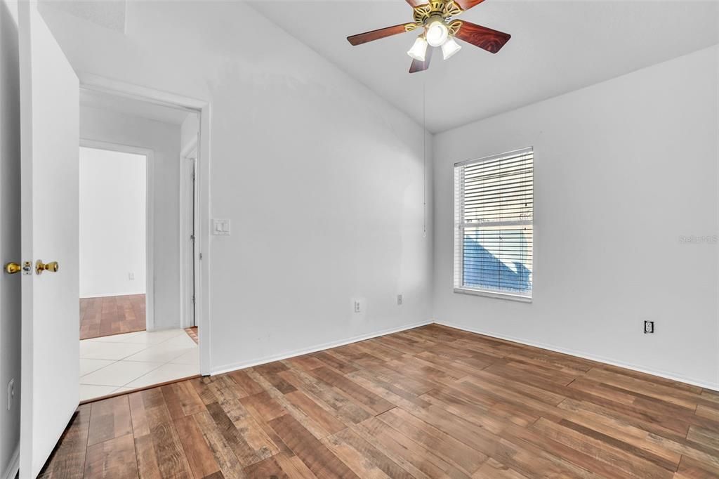 En Venta: $399,999 (4 camas, 2 baños, 1679 Pies cuadrados)