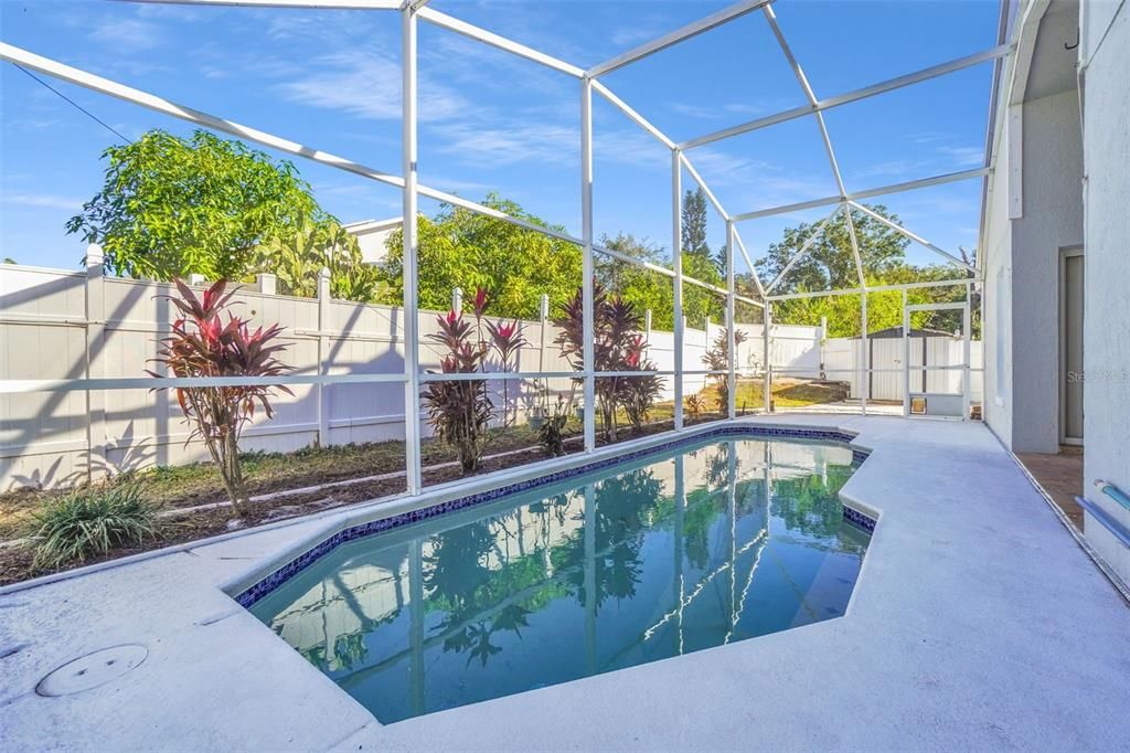 En Venta: $399,999 (4 camas, 2 baños, 1679 Pies cuadrados)