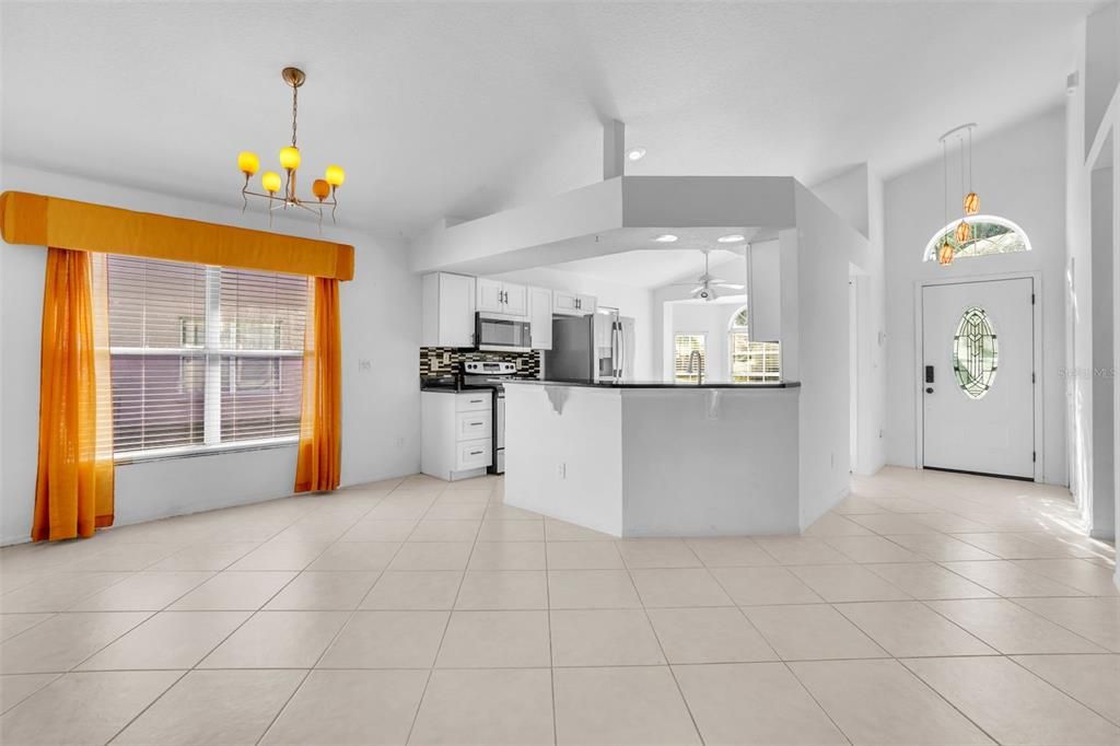 En Venta: $399,999 (4 camas, 2 baños, 1679 Pies cuadrados)