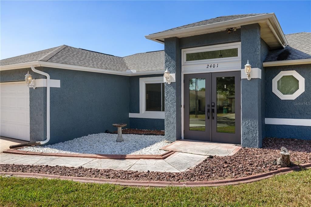 For Sale: $415,000 (3 beds, 2 baths, 1333 Square Feet)