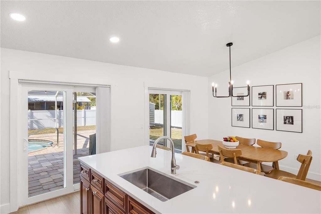 For Sale: $415,000 (3 beds, 2 baths, 1333 Square Feet)