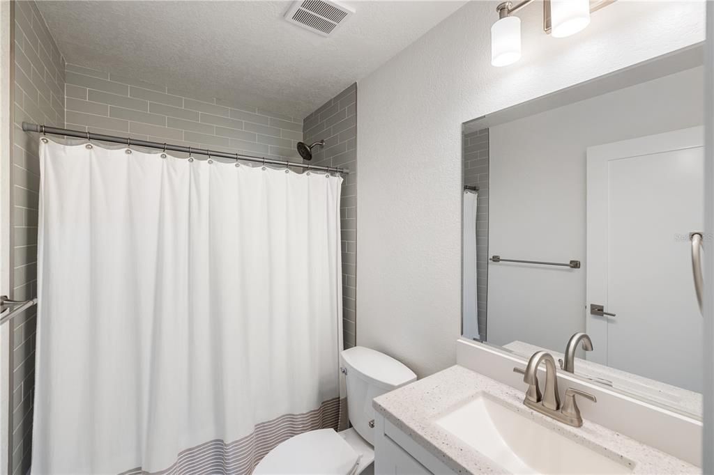 For Sale: $415,000 (3 beds, 2 baths, 1333 Square Feet)