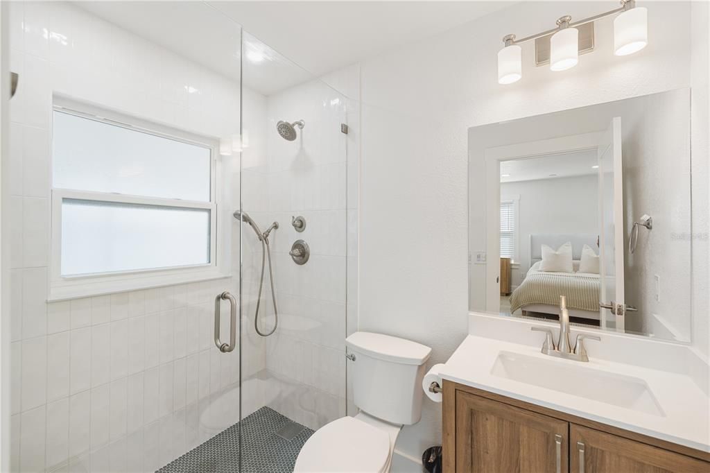 For Sale: $415,000 (3 beds, 2 baths, 1333 Square Feet)