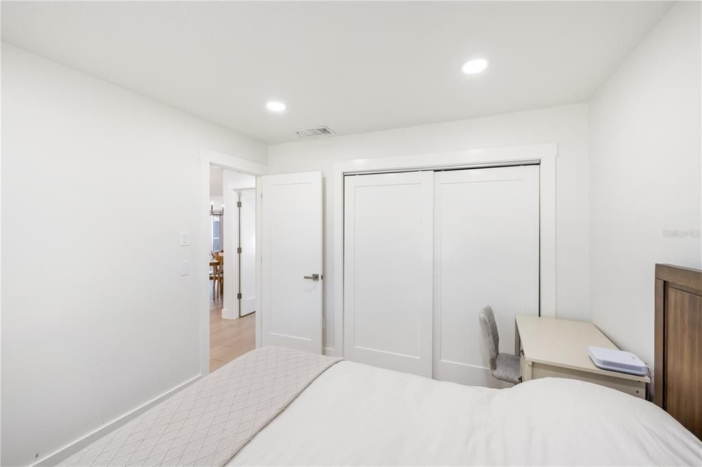 For Sale: $415,000 (3 beds, 2 baths, 1333 Square Feet)