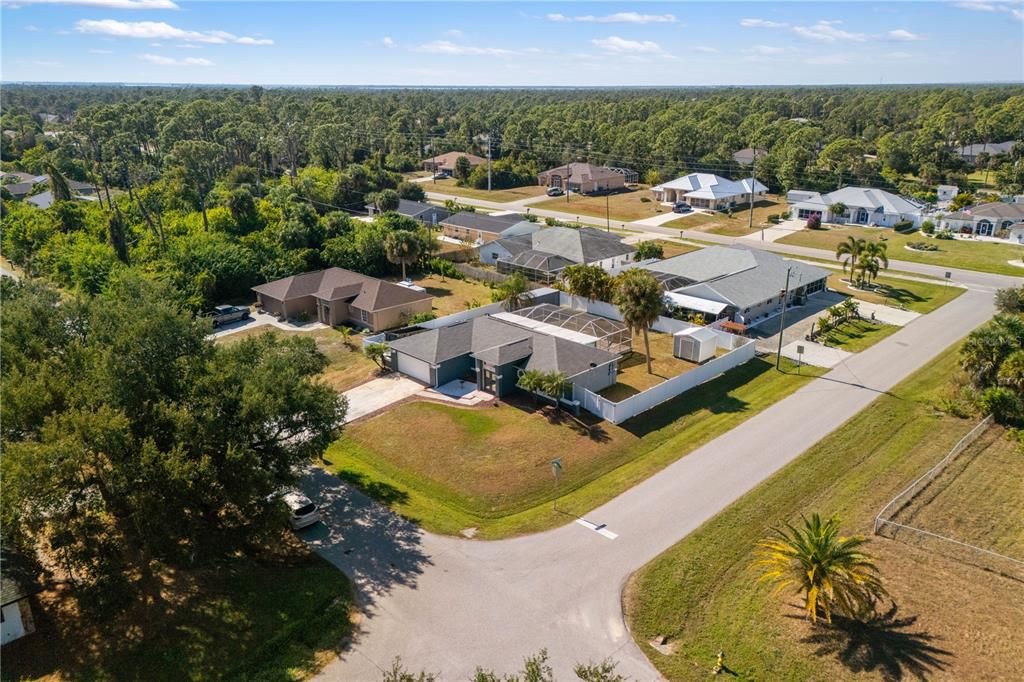 For Sale: $415,000 (3 beds, 2 baths, 1333 Square Feet)