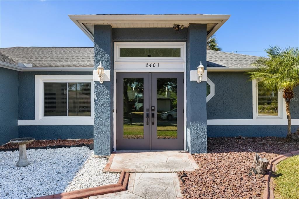 For Sale: $415,000 (3 beds, 2 baths, 1333 Square Feet)