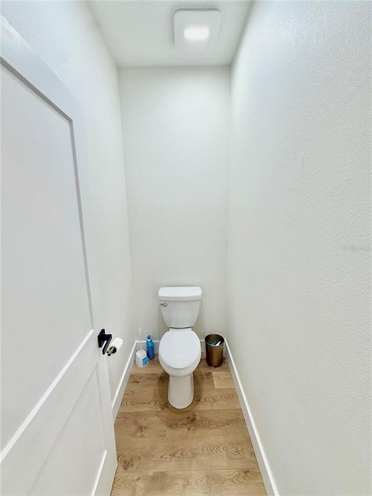 Под контрактом: $550,000 (3 спален, 2 ванн, 1744 Квадратных фут)