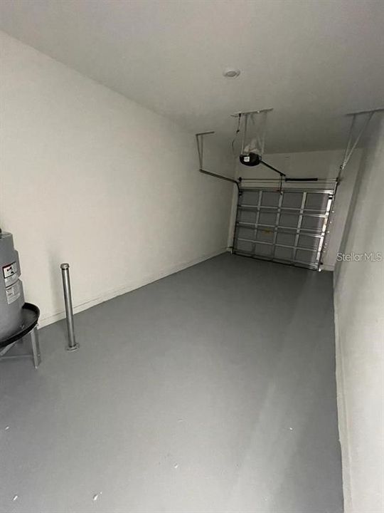 For Rent: $2,350 (3 beds, 2 baths, 1672 Square Feet)