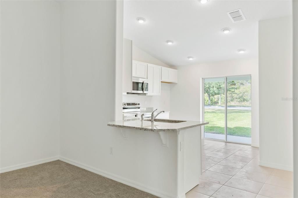 For Sale: $530,000 (6 beds, 0 baths, 1198 Square Feet)