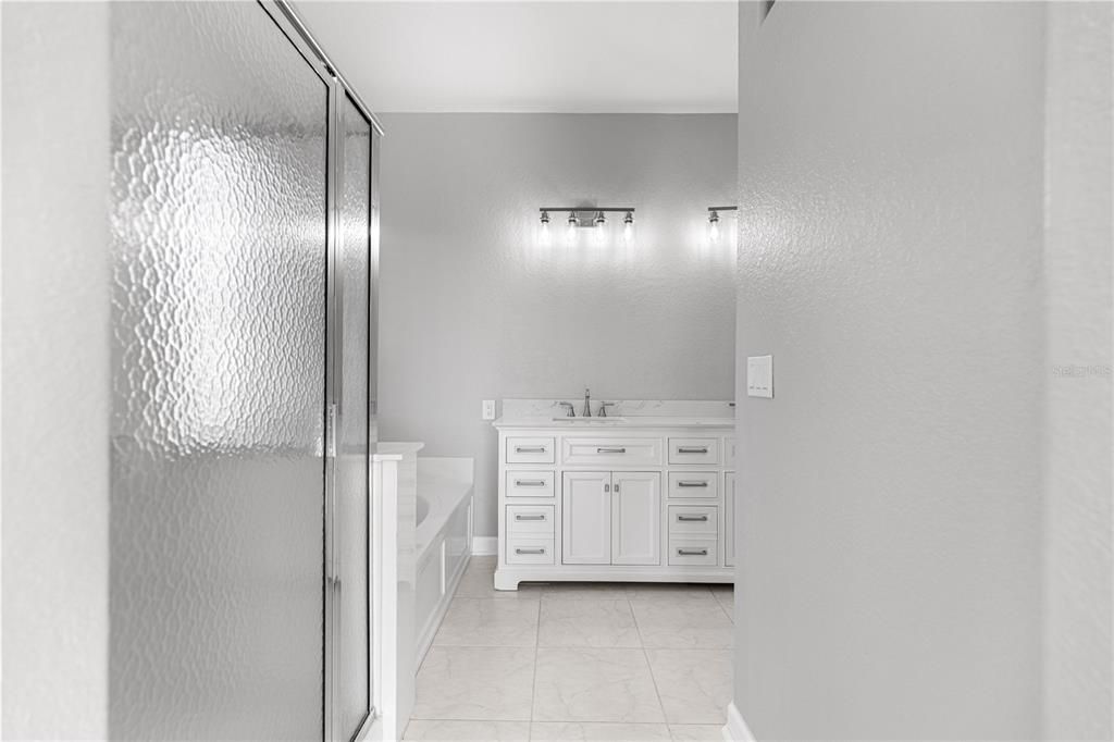 待售: $379,000 (2 贝兹, 2 浴室, 2148 平方英尺)