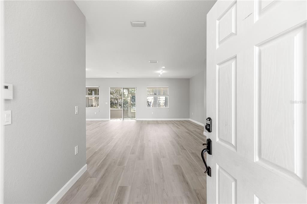 待售: $379,000 (2 贝兹, 2 浴室, 2148 平方英尺)