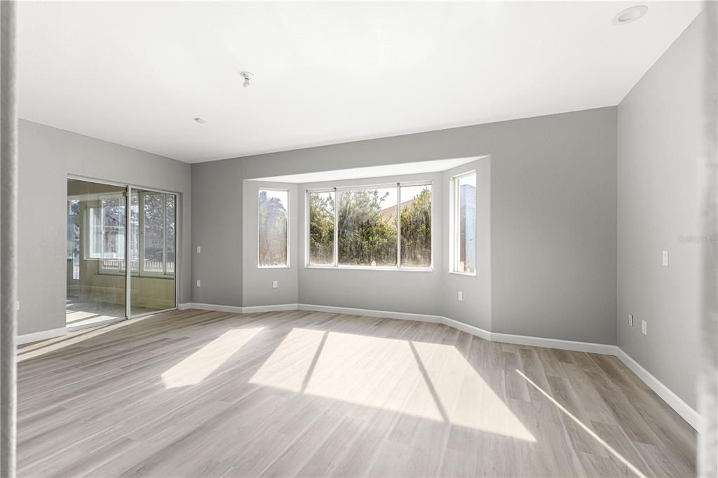 待售: $379,000 (2 贝兹, 2 浴室, 2148 平方英尺)