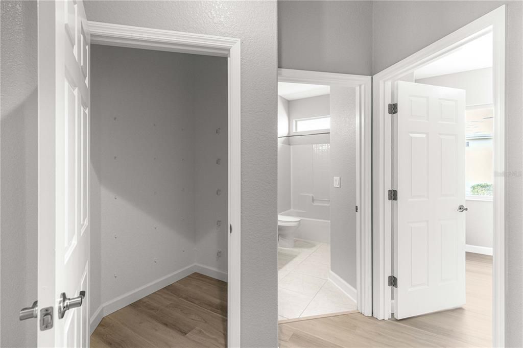 待售: $379,000 (2 贝兹, 2 浴室, 2148 平方英尺)