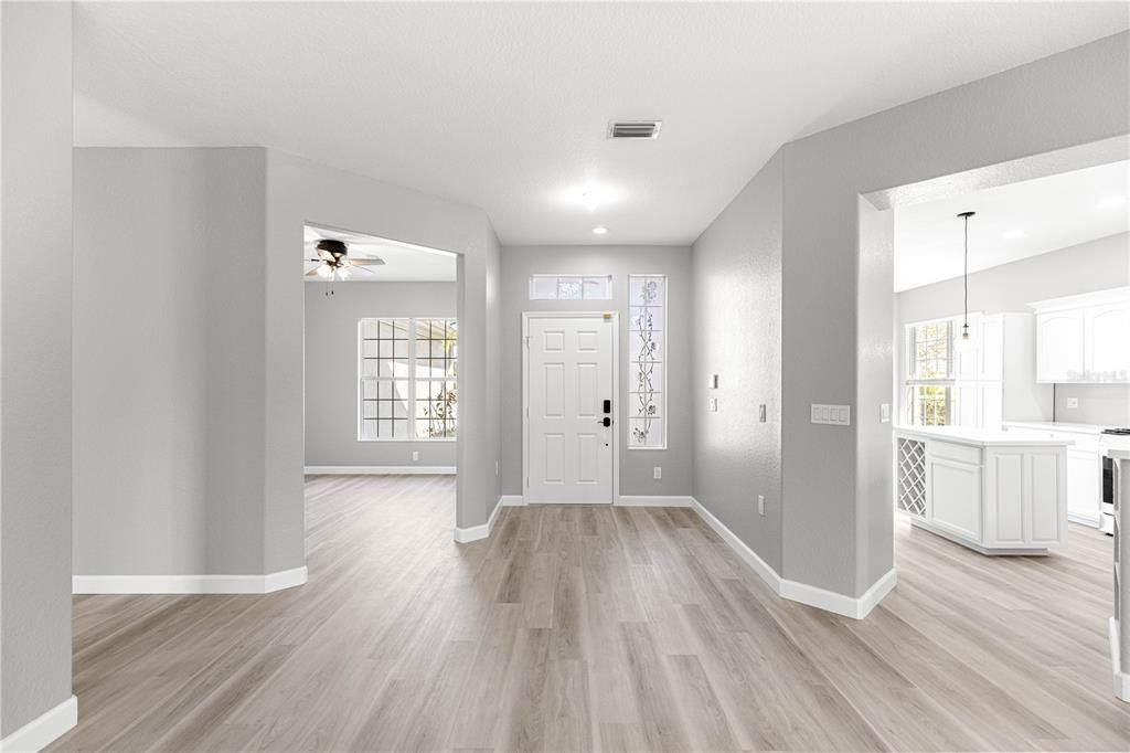 待售: $379,000 (2 贝兹, 2 浴室, 2148 平方英尺)