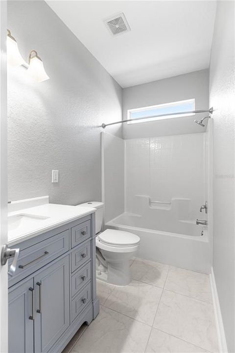 待售: $379,000 (2 贝兹, 2 浴室, 2148 平方英尺)