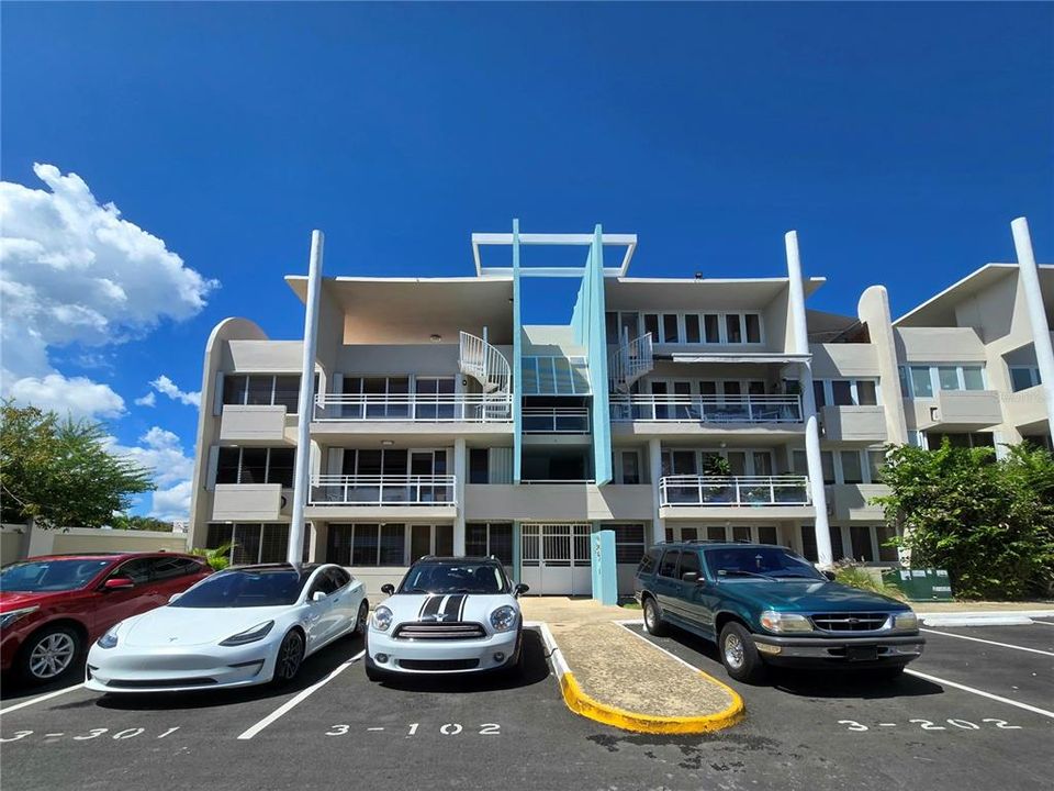 Vendido Recientemente: $220,000 (3 camas, 2 baños, 1532 Pies cuadrados)