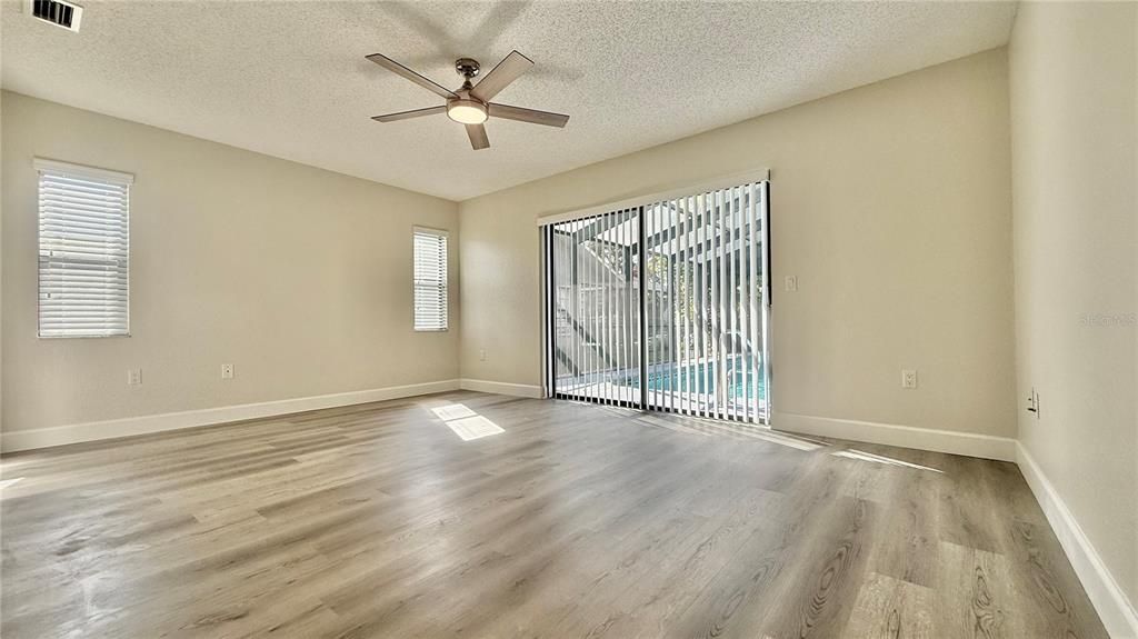 En Venta: $364,990 (3 camas, 2 baños, 1603 Pies cuadrados)