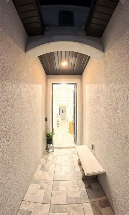 待售: $450,000 (4 贝兹, 2 浴室, 2121 平方英尺)