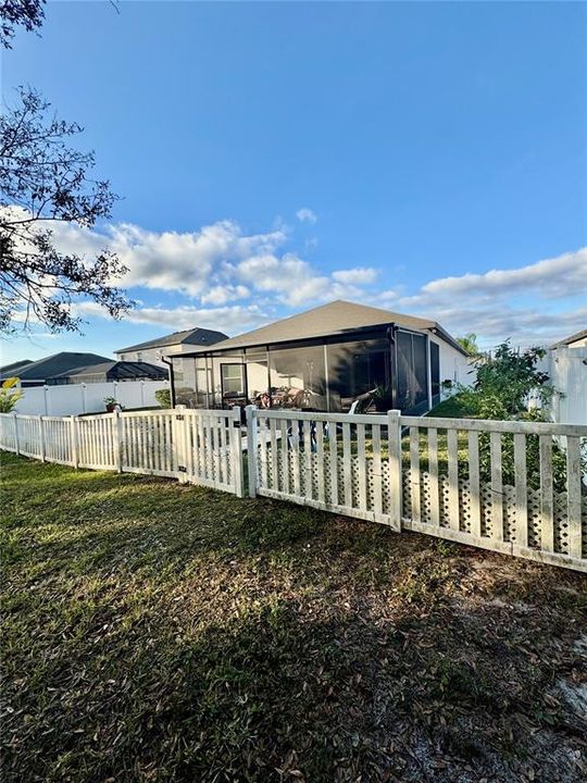 На продажу: $435,000 (4 спален, 2 ванн, 2121 Квадратных фут)