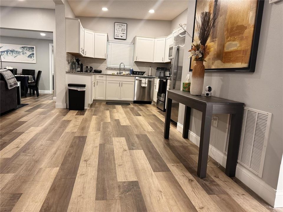 For Sale: $380,000 (3 beds, 2 baths, 1943 Square Feet)