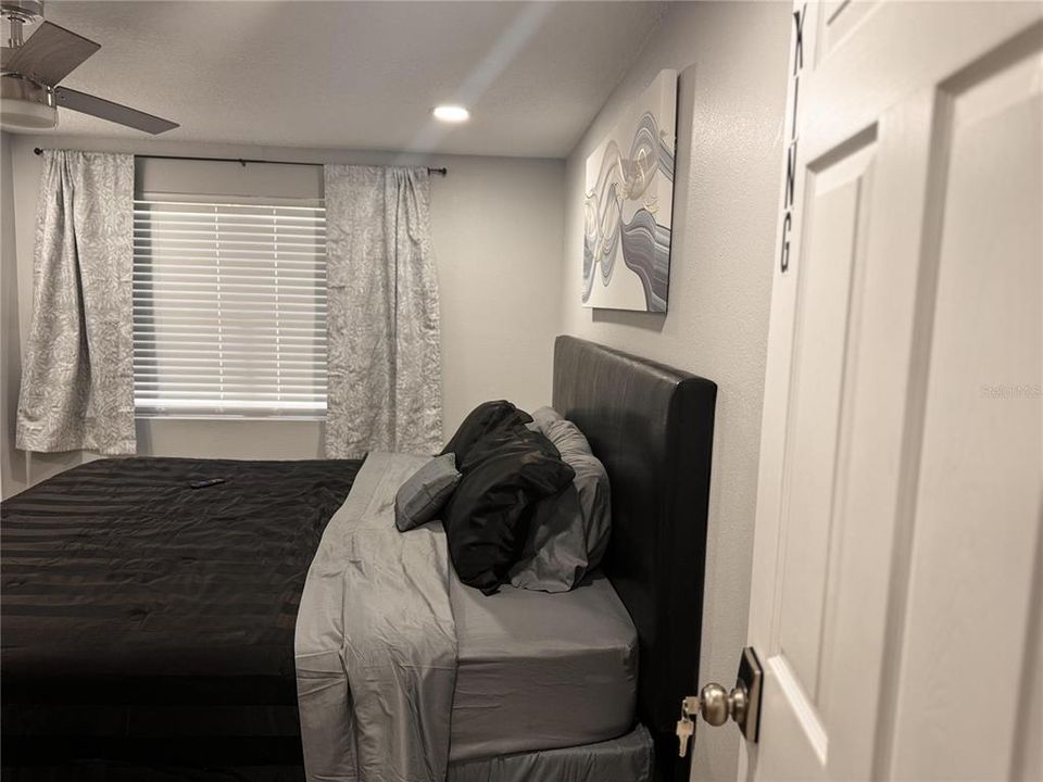 For Sale: $380,000 (3 beds, 2 baths, 1943 Square Feet)