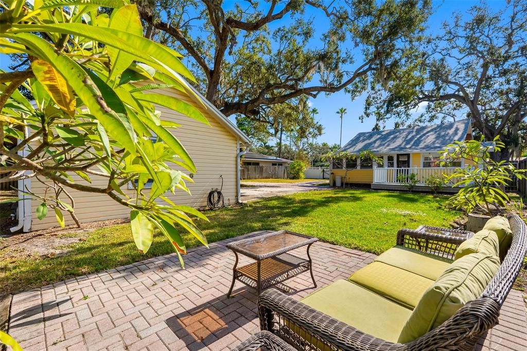 待售: $499,900 (3 贝兹, 1 浴室, 1236 平方英尺)