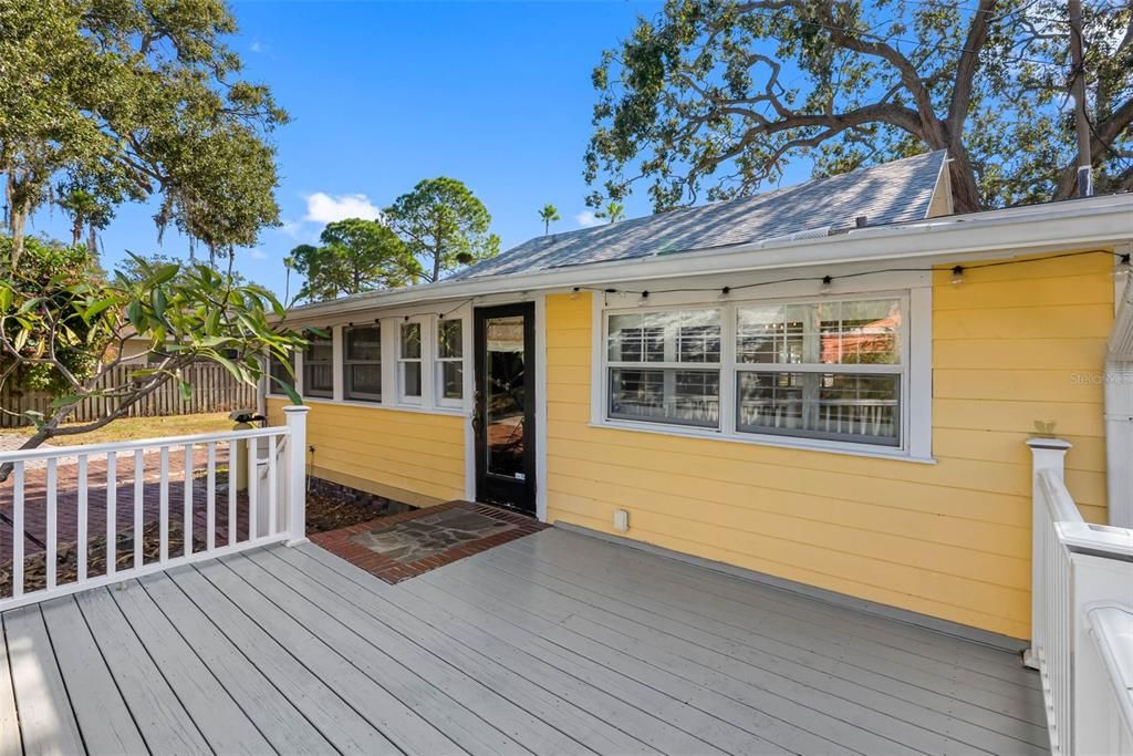 待售: $499,900 (3 贝兹, 1 浴室, 1236 平方英尺)