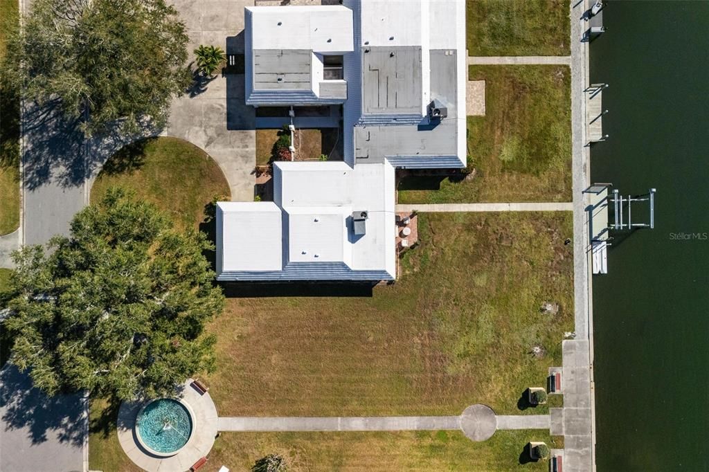 For Sale: $1,150,000 (2 beds, 2 baths, 1601 Square Feet)