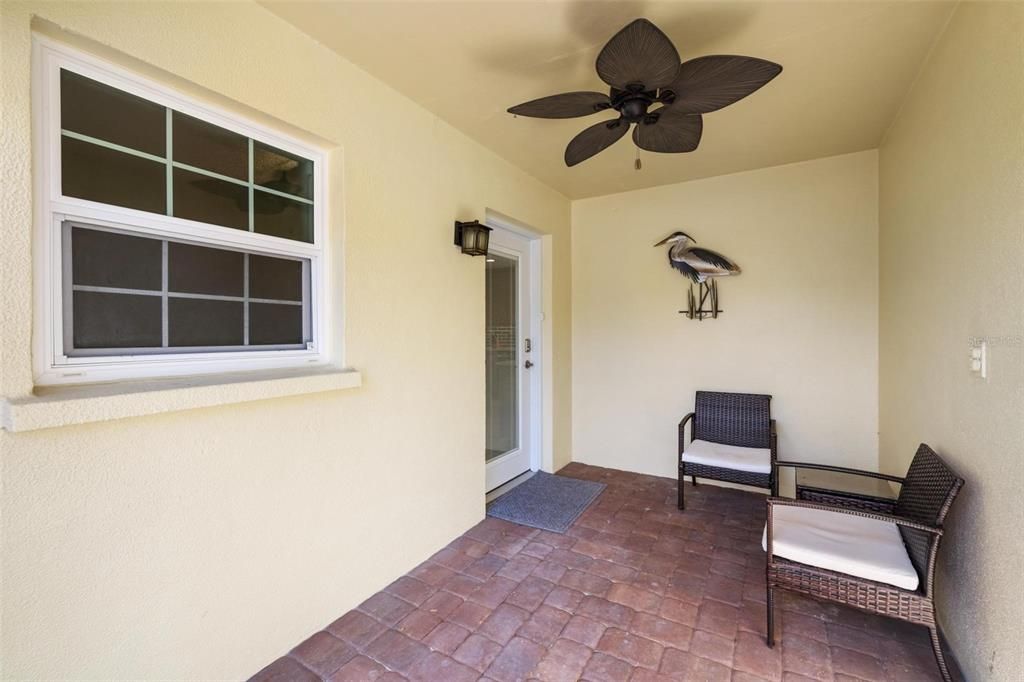 For Sale: $1,150,000 (2 beds, 2 baths, 1601 Square Feet)