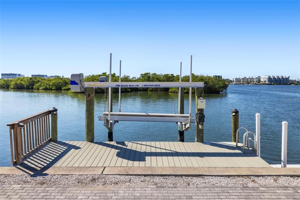 For Sale: $1,150,000 (2 beds, 2 baths, 1601 Square Feet)