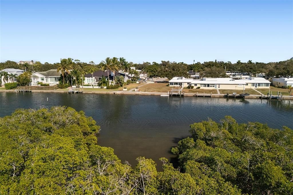 For Sale: $1,150,000 (2 beds, 2 baths, 1601 Square Feet)