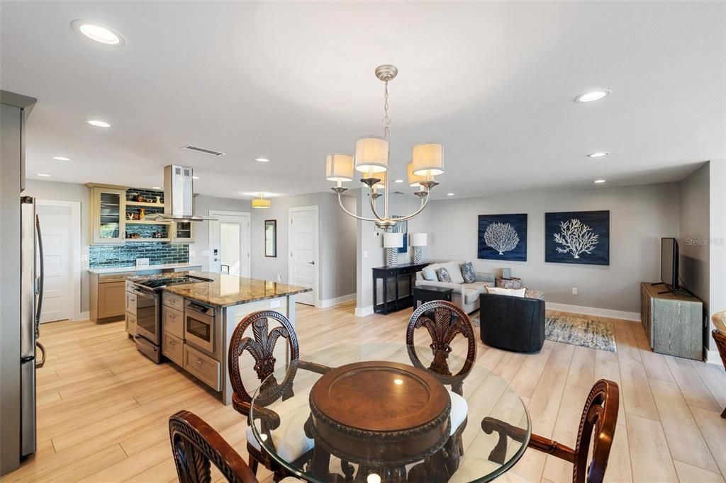 For Sale: $1,150,000 (2 beds, 2 baths, 1601 Square Feet)