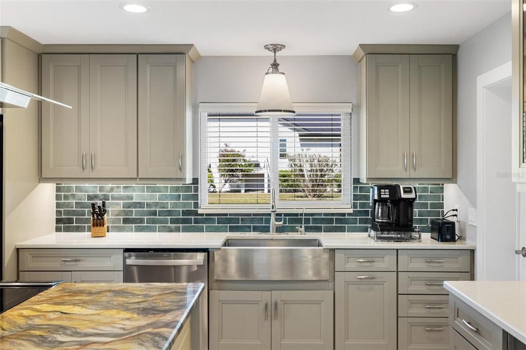 For Sale: $1,150,000 (2 beds, 2 baths, 1601 Square Feet)